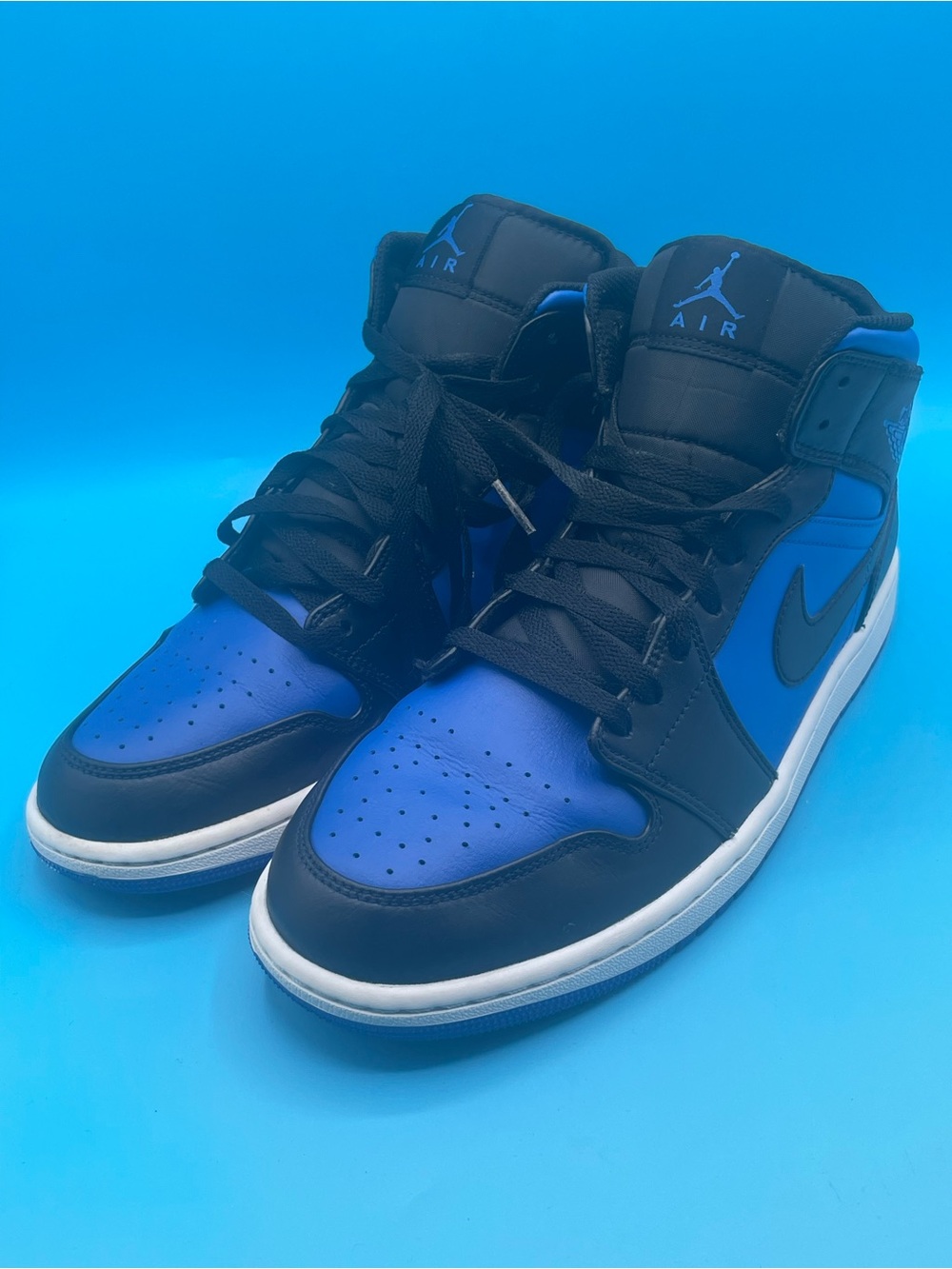Air Jordan 1 Mid‎ "Hyper Royal"